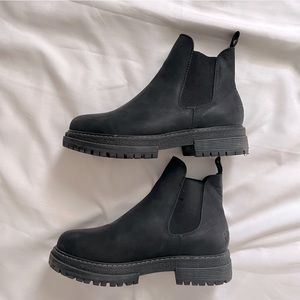 Roxy Lorena Chelsea Slip-On Boots Size 9